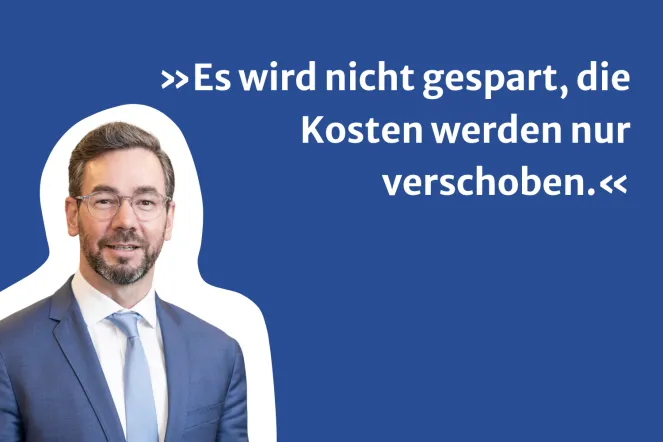 Porträtfoto des Geschäftsführers Heine mit Textbanner: "Es wird nicht gespart, die Kosten werden nur verschoben."