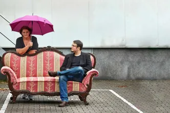 Eila Chemnitz mit Sozialbegleiter Florian Schumacher.