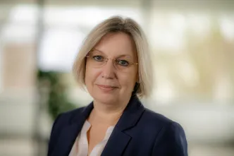 Kirsten Schwenke, juristische Vorständin des Diakonischen Werks Rheinland-Westfalen-Lippe e.V. - Diakonie RWL