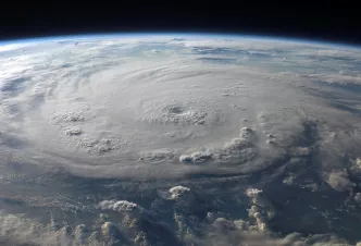 Ein Sturm auf der Erde von oben