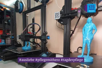 3D-Produktion in der Kreativwerkstatt der Neue Arbeit der Diakonie Essen.